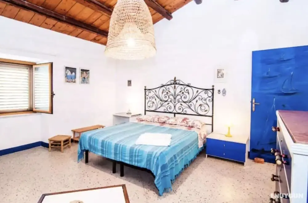 Solemar Sicilia - Casa Mazzaforno - Oda