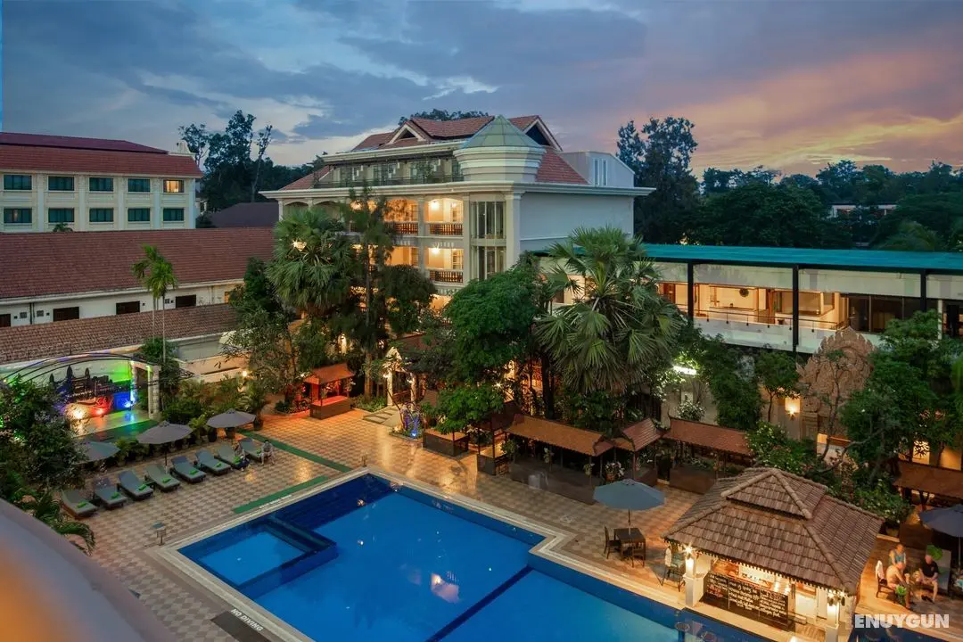 Somadevi Angkor Resort & Spa - Havuz