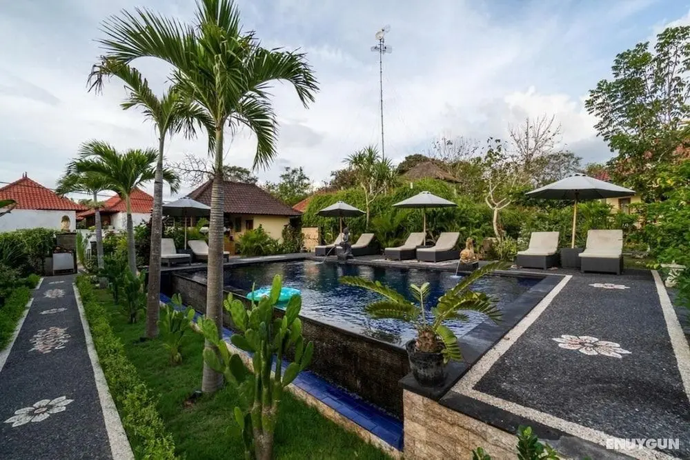 Song Bintang Villas - Havuz