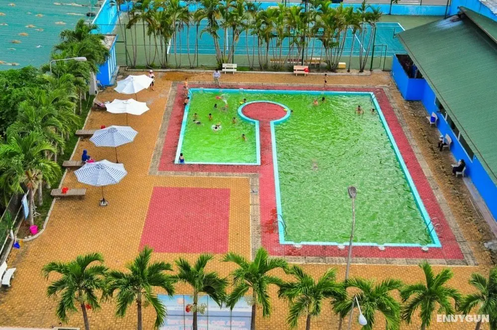 Song Tra Hotel - Havuz