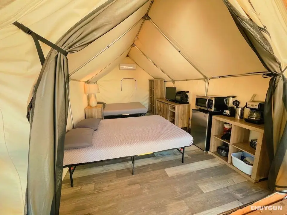 Son's Blue River Camp Glamping Cabin A - Oda