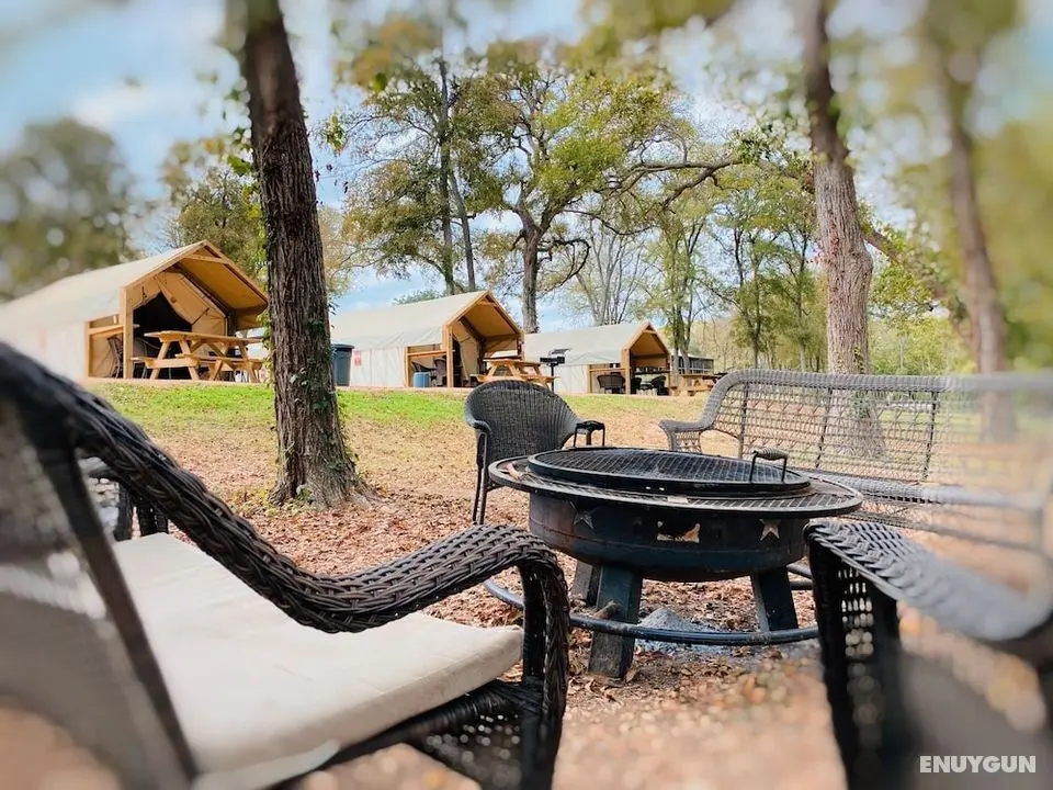 Son's Blue River Camp Glamping Cabin I - Dış Mekan