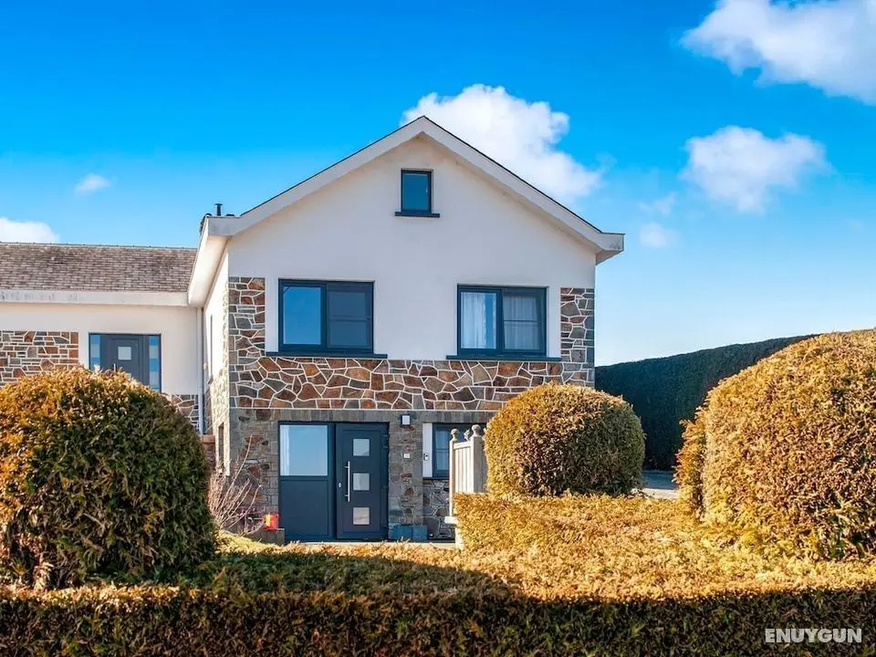 Sophisticated Holiday Home in Lierneux With Garden - Öne Çıkan Resim