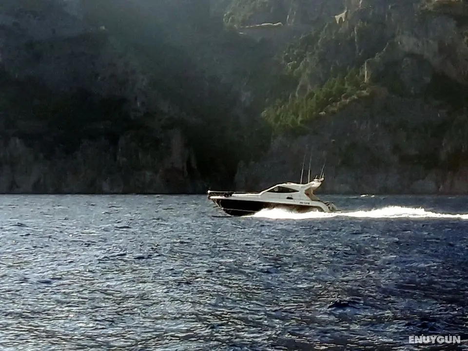 Sorrento Holiday Charter - Öne Çıkan Resim