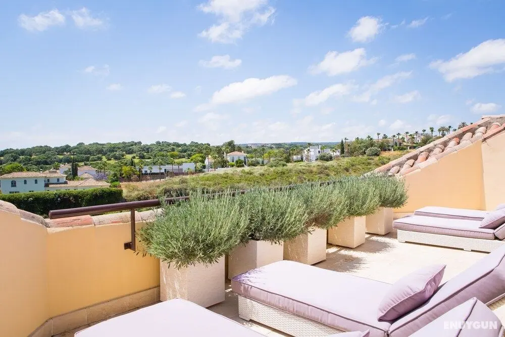 Sotogrande Valgrande 4Bed Duplex Pent - Oda Düzeni