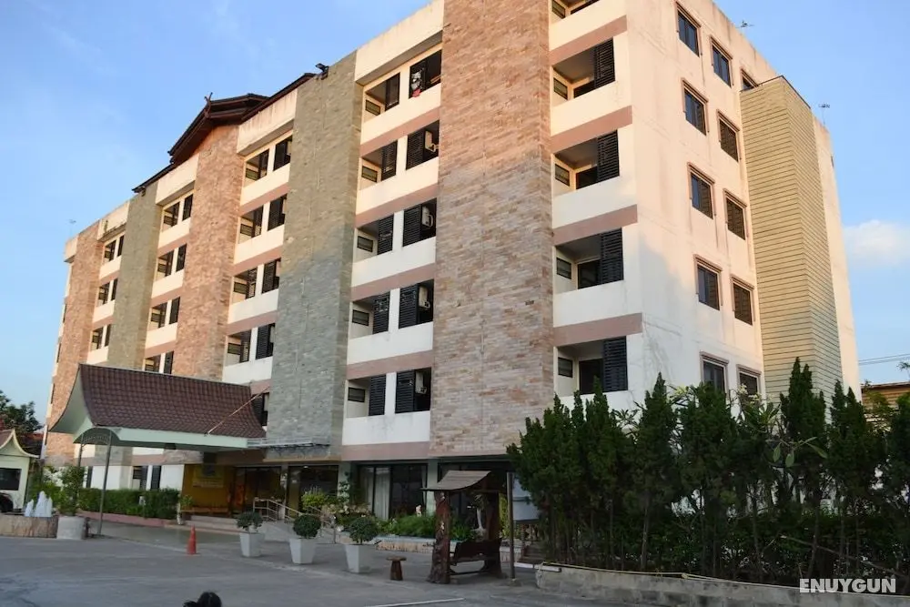 SP Residence Suvarnabhumi - Dış Mekan