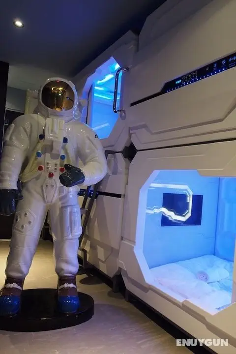 Space Hotel - Öne Çıkan Resim