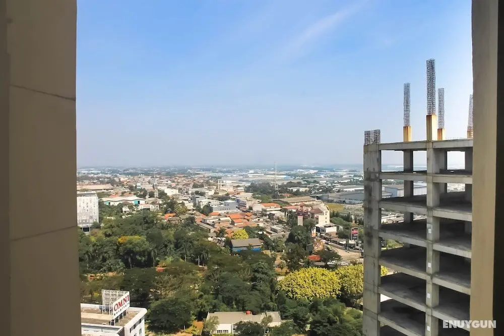 Spacious 1 BR at The Oasis Cikarang Apartment - Oda Manzaraları
