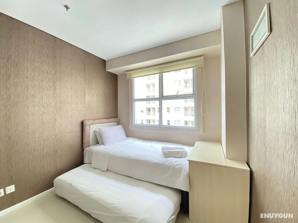 Spacious 1Br At Parahyangan Residence - Oda