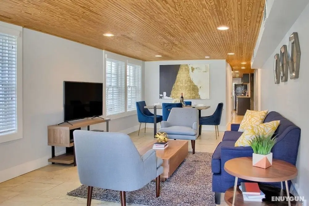 Spacious 3br/2ba in Uptown Nola w/ Yard by Domio - Öne Çıkan Resim