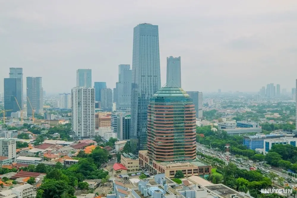 Spacious 3BR at Sudirman Tower Condominium Apartment - Konum Öne Çıkanlar