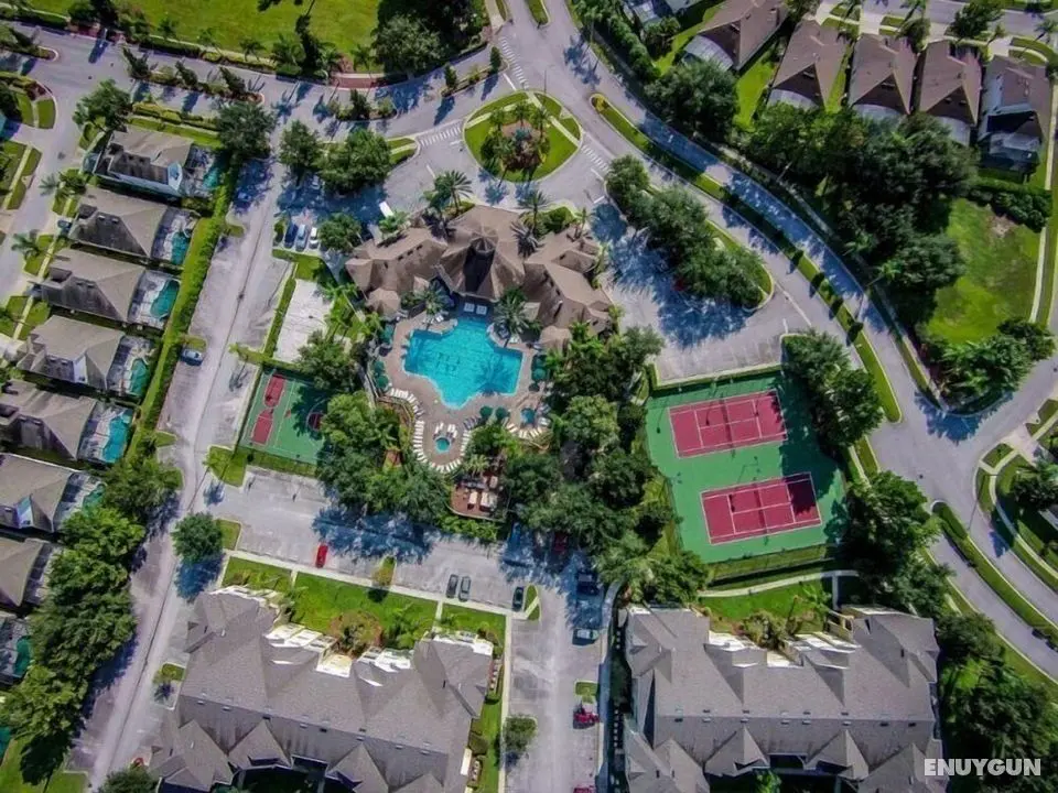 Spacious 4 Bed Pool Home Near Disney In Gated Resort - Dış Mekan