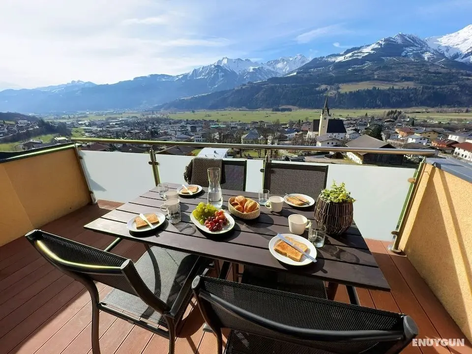 Spacious Apartment in Piesendorf near Ski Area - Oda Düzeni