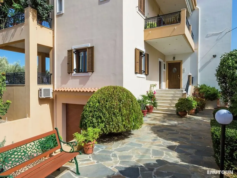 Spacious Apartment in Prines near Sea - Dış Mekan