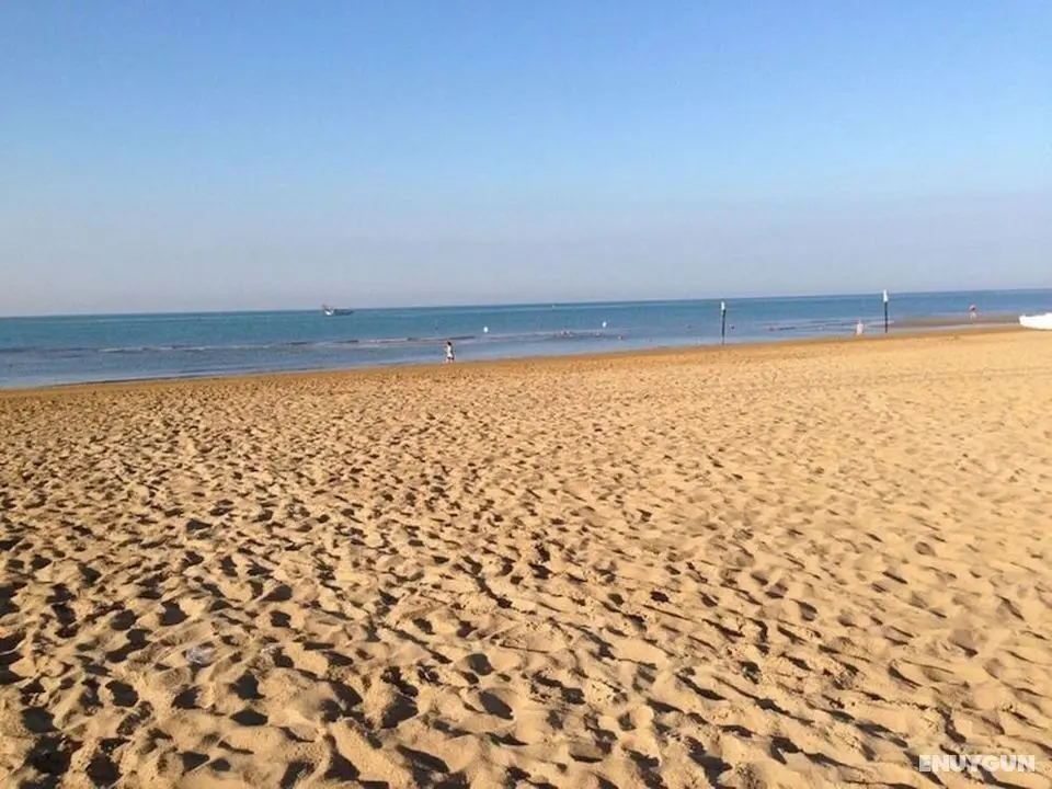 Spacious Apartment Up To 8 Guests Close To Thermae - Beach Place Included - Plaj