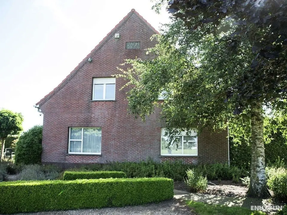 Spacious, Atmospheric Upper Floor of a Farmhouse With Garden - Öne Çıkan Resim