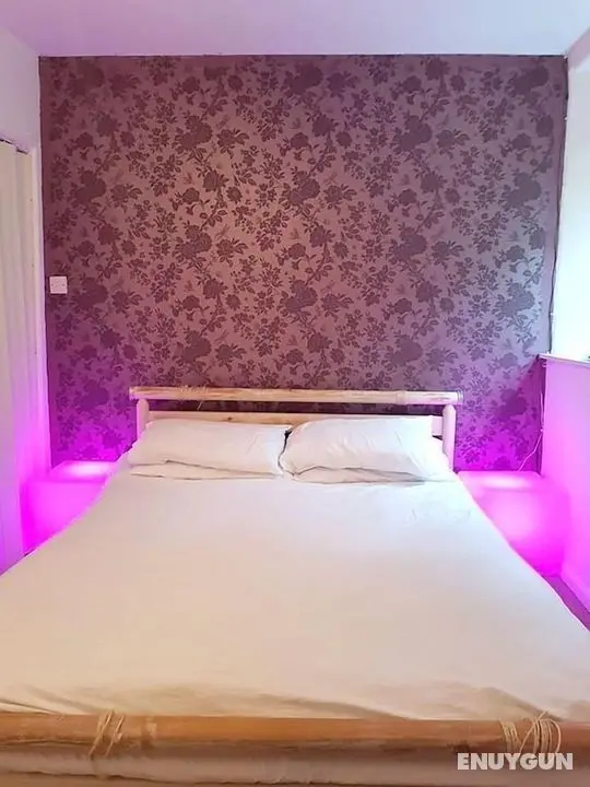 Spacious Bright & Modern Living - Öne Çıkan Resim
