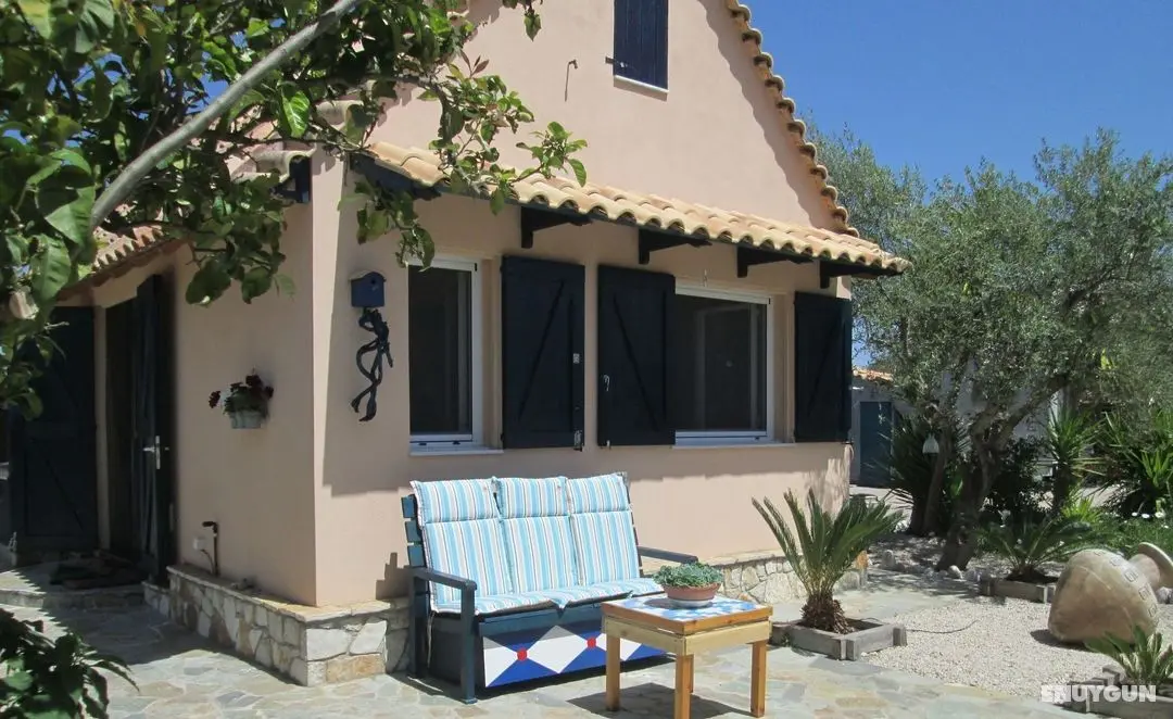 Spacious Chalet with Fruit Trees near Beach in Messinia - Öne Çıkan Resim