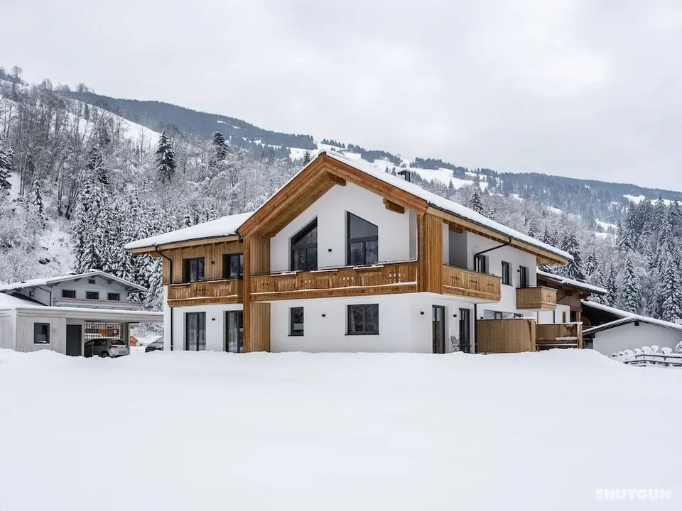 Spacious Chalet in Saalbach-hinterglemm With Sauna - Öne Çıkan Resim