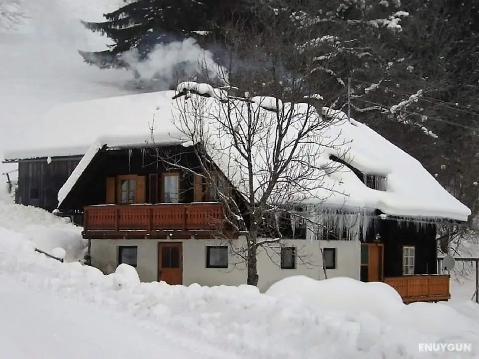 Spacious Chalet with Sauna near Ski Area in Wolfsberg - Öne Çıkan Resim