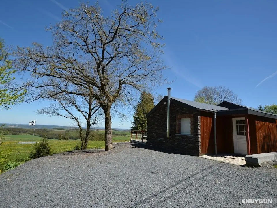 Spacious Chalet in Vielsalm With Garden - Dış Mekan