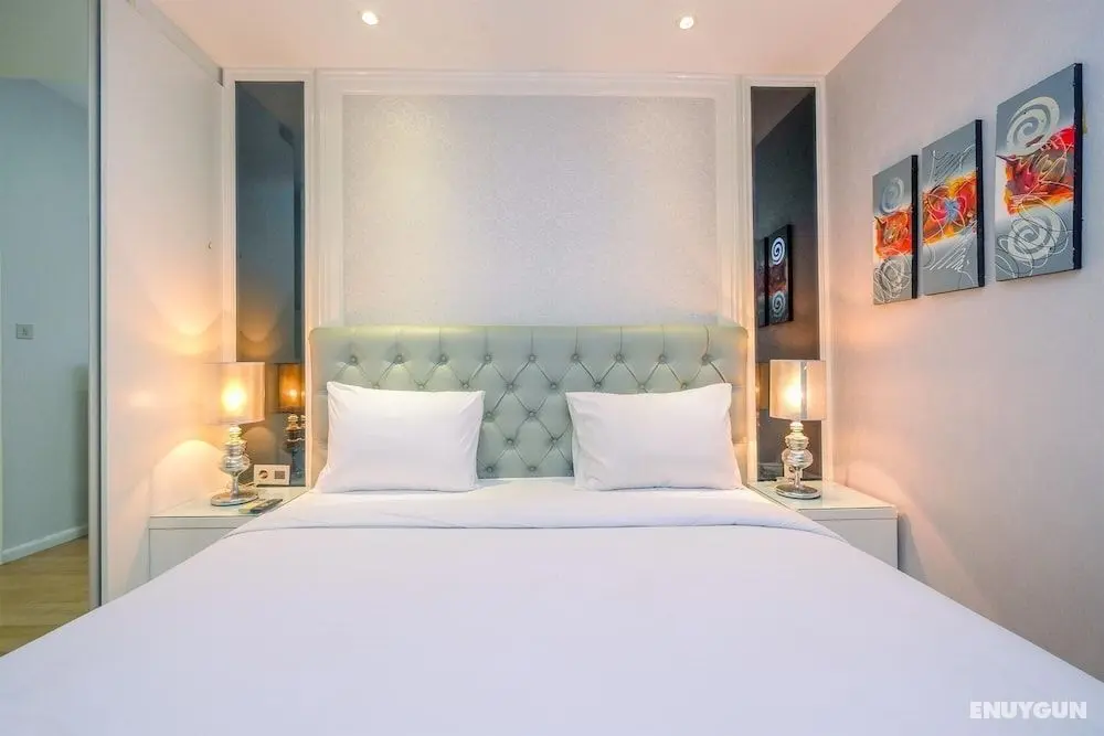 Spacious with City View 2BR Apartment at Casa Grande Residence - Oda