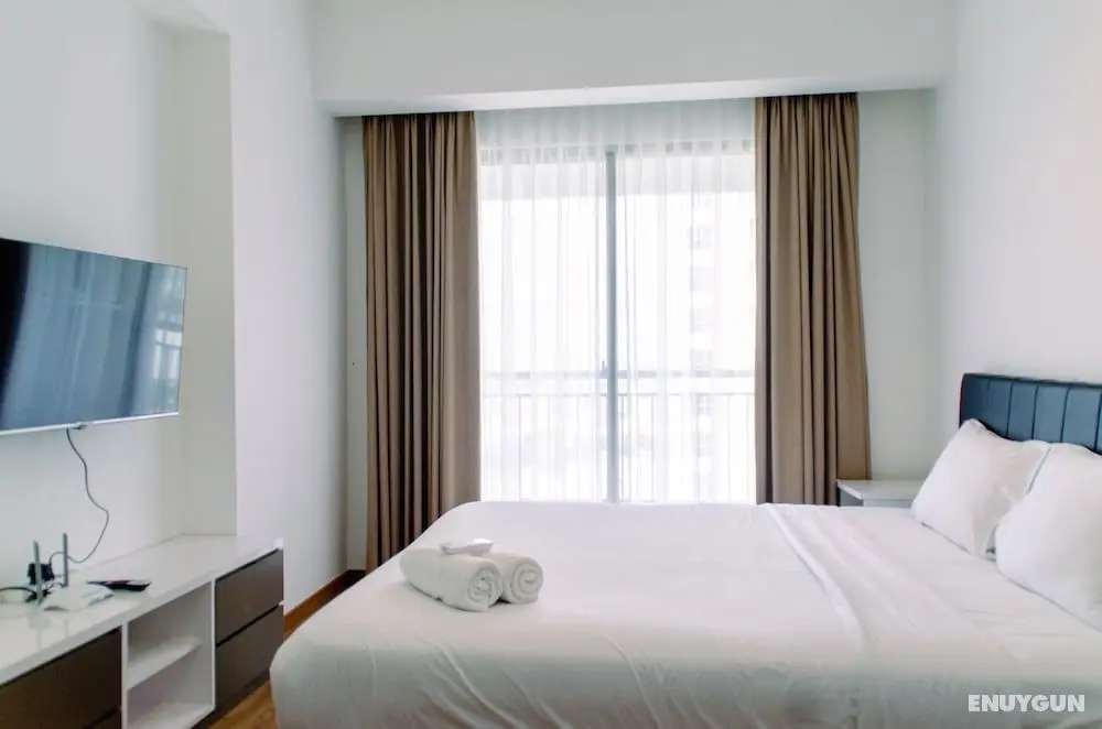 Spacious and Comfort 3BR at M-Town Signature Apartment - Öne Çıkan Resim