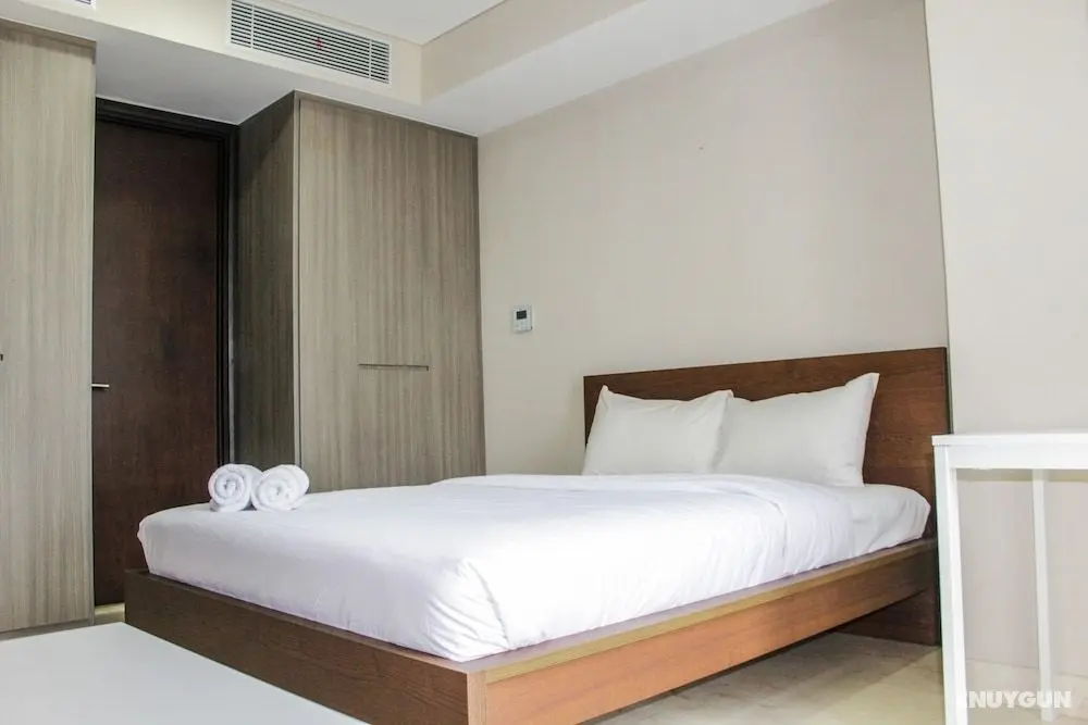 Spacious and Comfortable 1BR at Ciputra World 2 Apartment - Öne Çıkan Resim