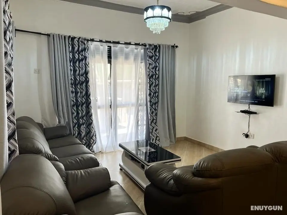 Spacious and Comfortable House in Kampala, Uganda - Öne Çıkan Resim