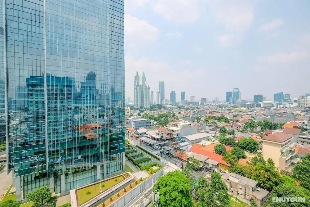Spacious And Comfy Studio At Tamansari Sudirman Apartment - Dış Mekan