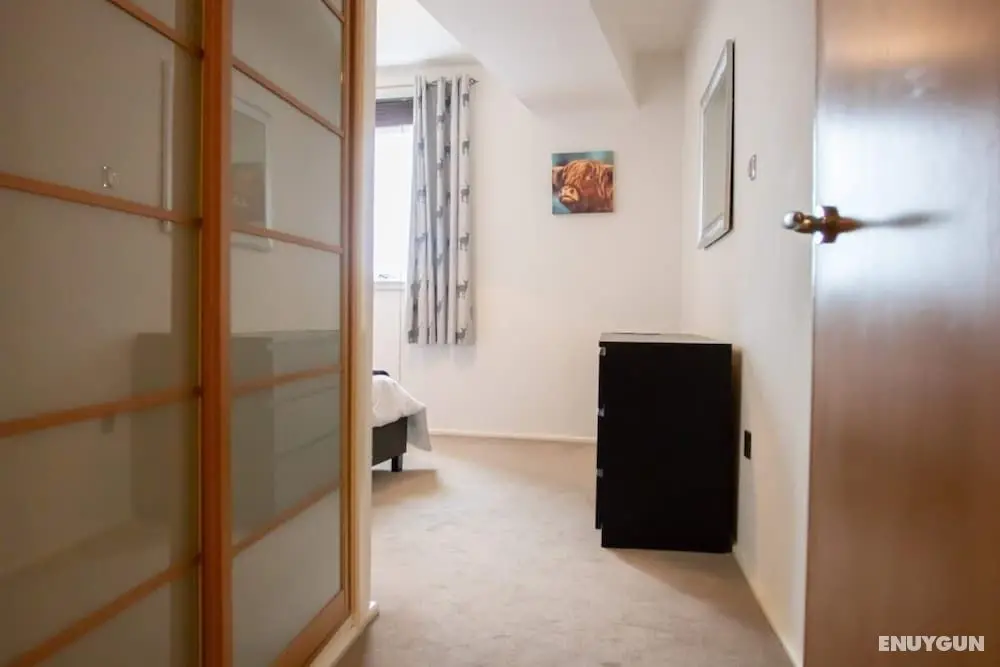 Spacious and Contemporary Flat With Secure Parking - Oda