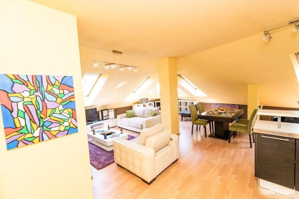 Spacious Design Loft in Beautiful Neighborhood - Öne Çıkan Resim