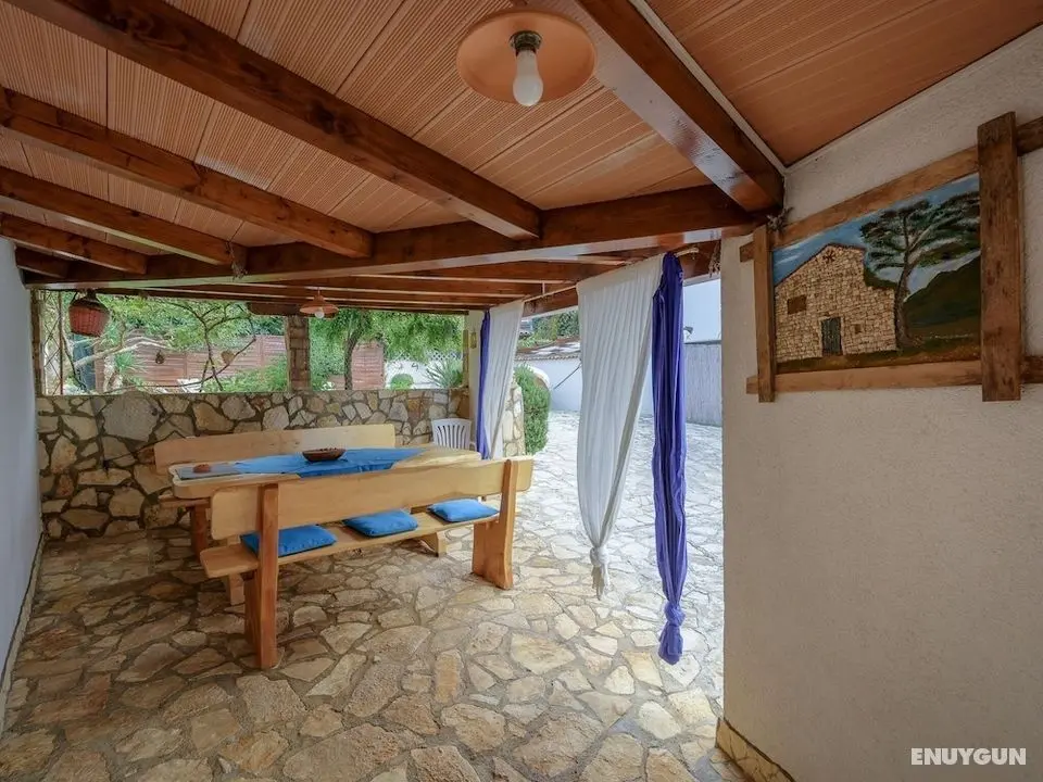 Spacious Holiday Home in Istria Croatia With Pool - Öne Çıkan Resim