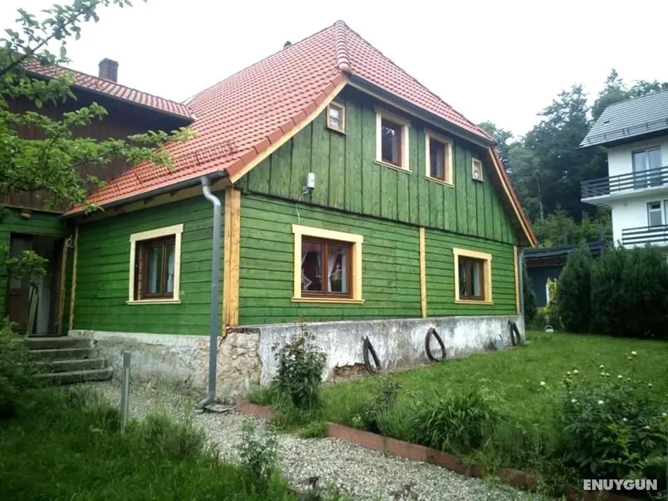 Spacious Holiday Home in Piechowice With Garden - Öne Çıkan Resim
