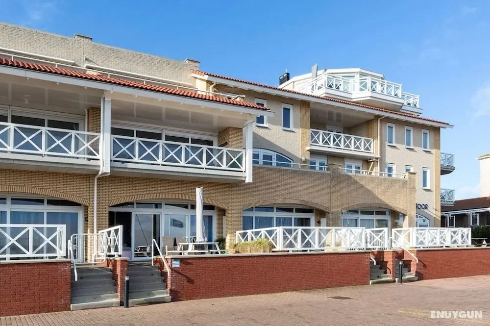 Spacious, Luxuriously Designed Apartment With a Beautiful View of the Harbor - Öne Çıkan Resim