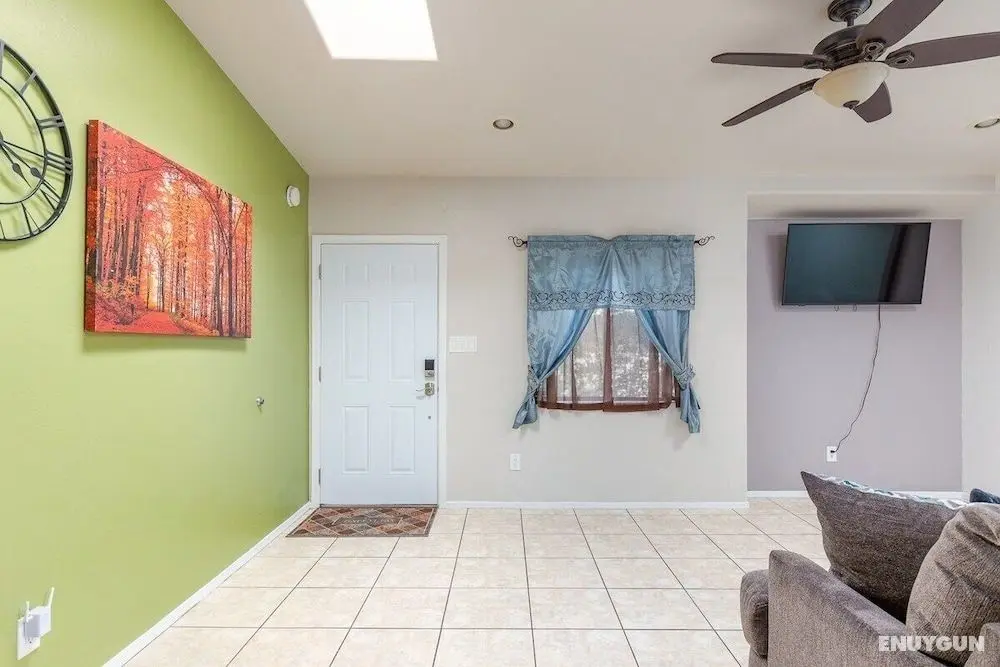 Spacious, Modern, Exquisite 4-bed Home in Tucson - Oda
