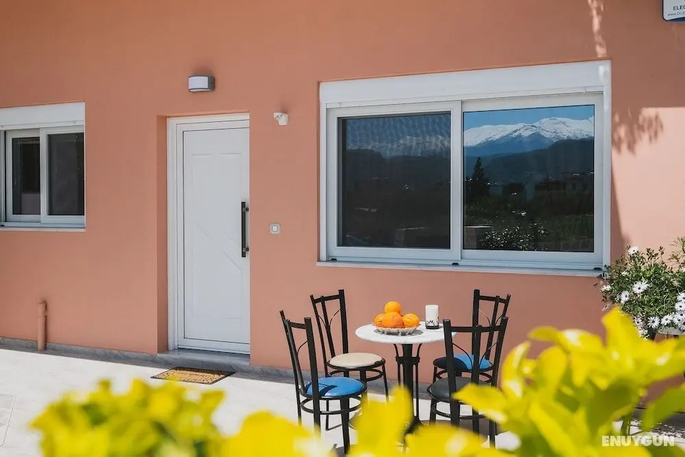 Spacious & New fully equipped Home with Parking - Dış Mekan