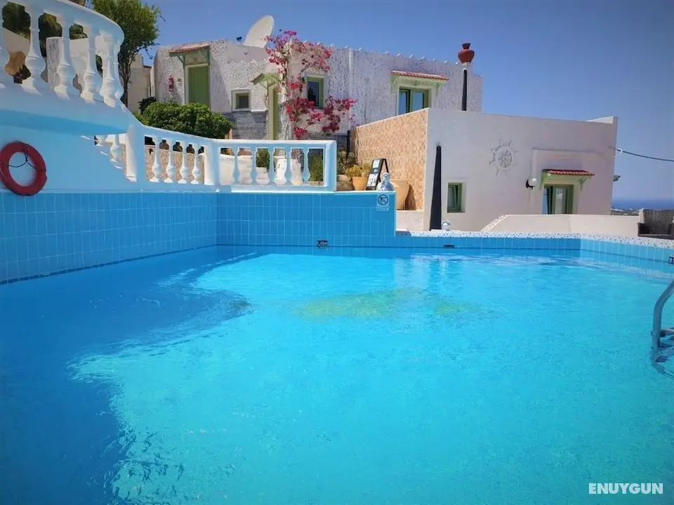 Spacious Room in Creta for 3 People, With Ac, Swimming Pool and Nature - Öne Çıkan Resim
