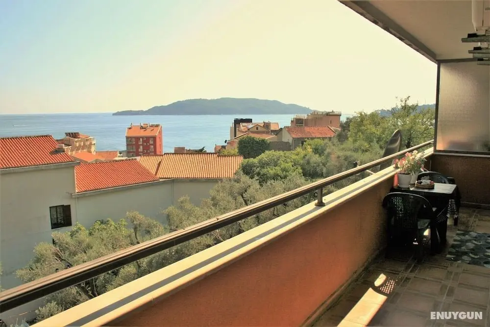 Spacious Sea View Apartment - Öne Çıkan Resim