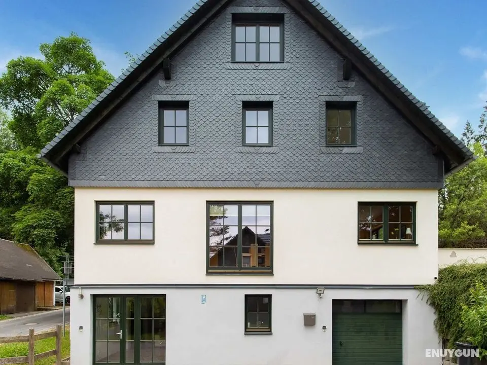 Spacious Semi-detached House With Wood Stove Located Directly on the Rennsteig - Öne Çıkan Resim