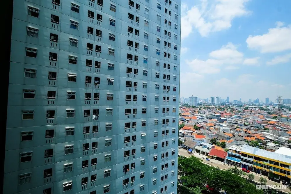 Spacious Studio Room at Green Pramuka Apartment - Dış Mekan