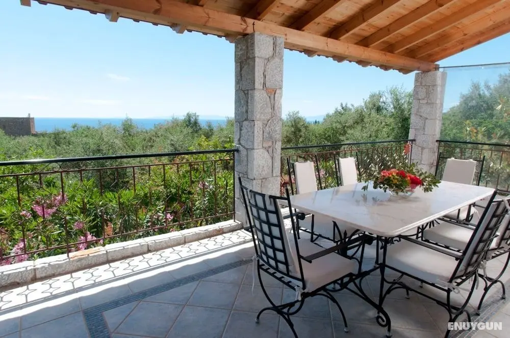 Spacious Villa Stunning Seaview - Perfect Location - Öne Çıkan Resim