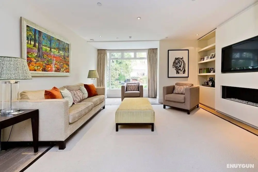 Spacious & Tasteful 4-bed House in Holland Park - Öne Çıkan Resim