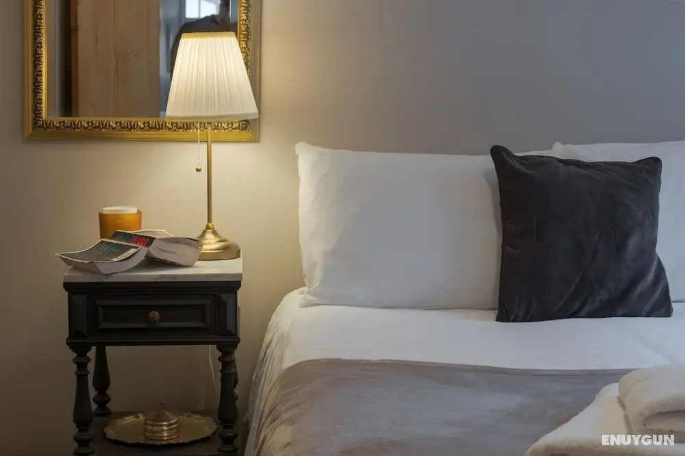 Spacious two Bedroom Maisonette With Private Garden in Balham by Underthedoormat - Oda