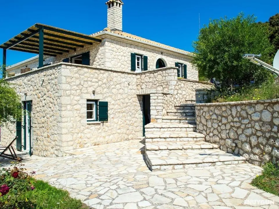 Spacious Villa in Vasiliki with Swimming Pool & Hot Tub - Öne Çıkan Resim