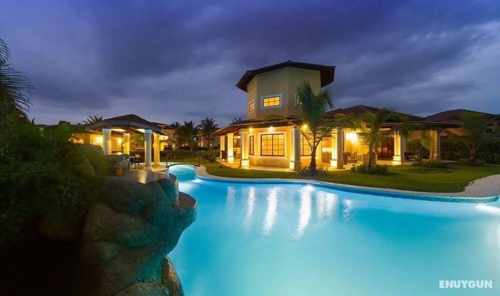 Spectacular Villa in Cocotal Playa Bavaro Punta Cana - Havuz