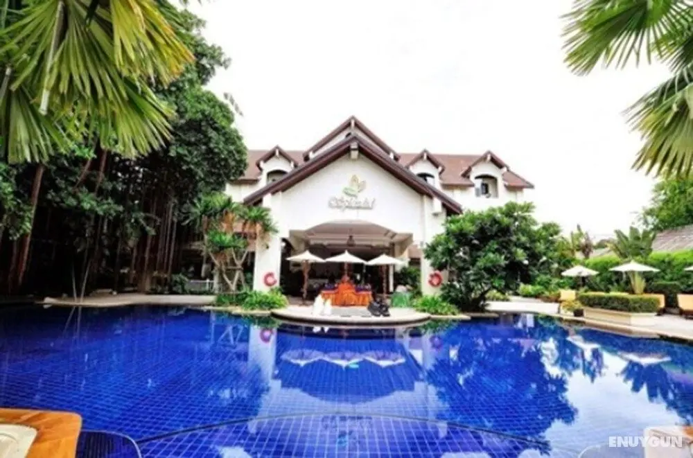 Splendid Resort at Jomtien - Havuz