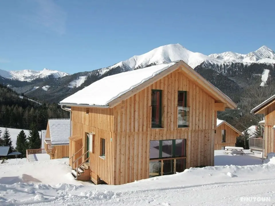 Splendid Wooden Chalet in Hohentauern Near the Forest - Öne Çıkan Resim