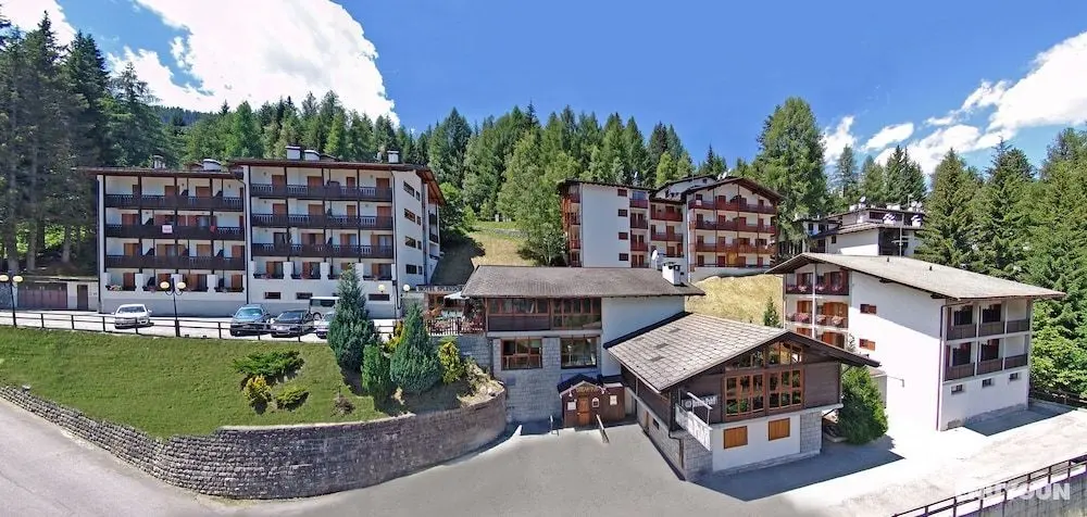 Hotel Splendor - Öne Çıkan Resim