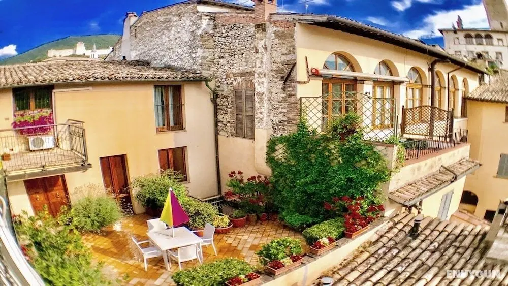 Spoleto Trendy - Central Apartment Surrounded by Shops - car not Essential - Öne Çıkan Resim
